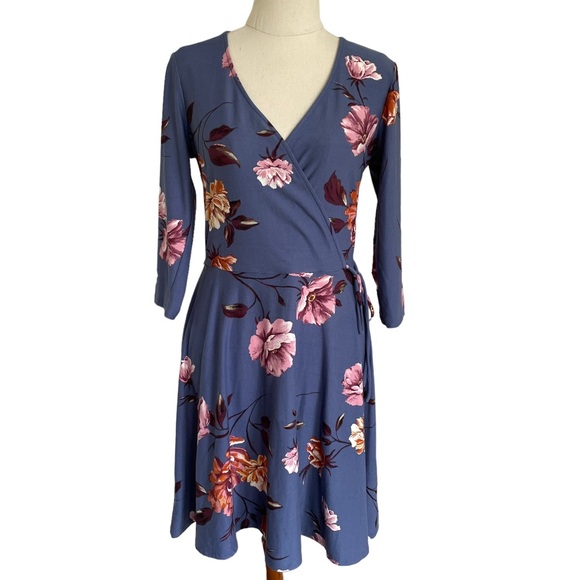 IZ BYER Sz M Blue Dress with Pink Floral Fit & Flare Faux Wrap Dress - Picture 2 of 13